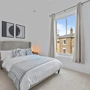  Apartment Cosy In The Heart Of