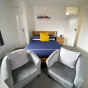  Apartment Stylish & Modern Free Parking